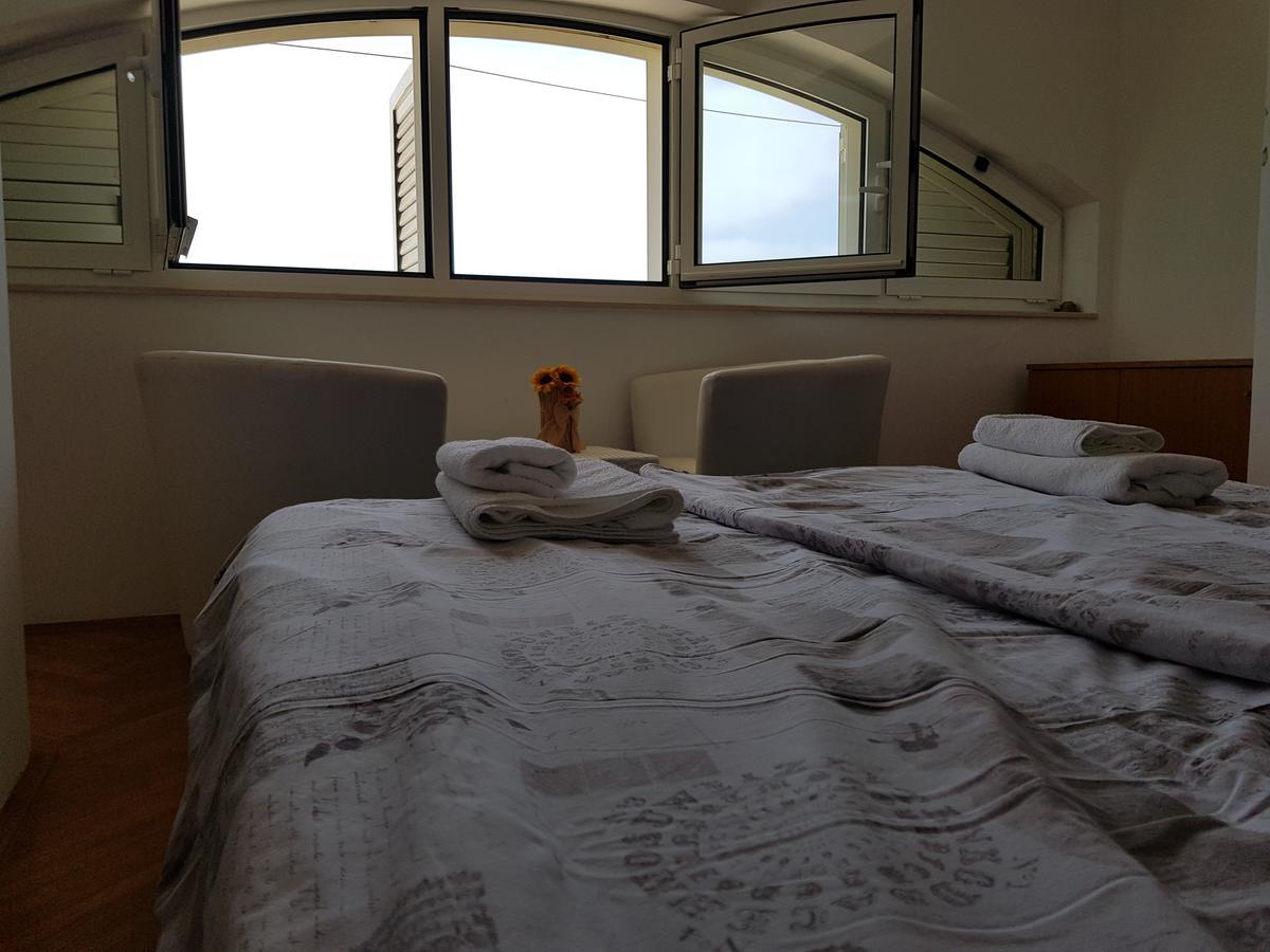 Apartment Dove With Sea View And Free Parking دوبروفينك المظهر الخارجي الصورة